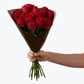 15 røde roser